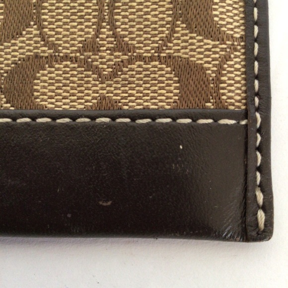 COACH MINI SKINNY SIGNATURE ID CASE KEY CHAIN - Picture 12 of 13